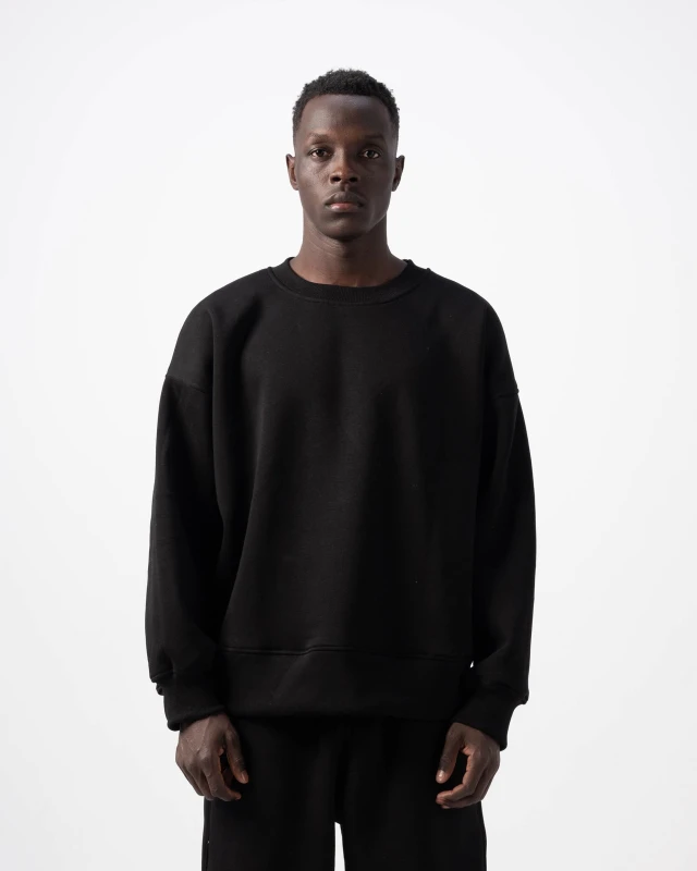 BLACK CREWNECK