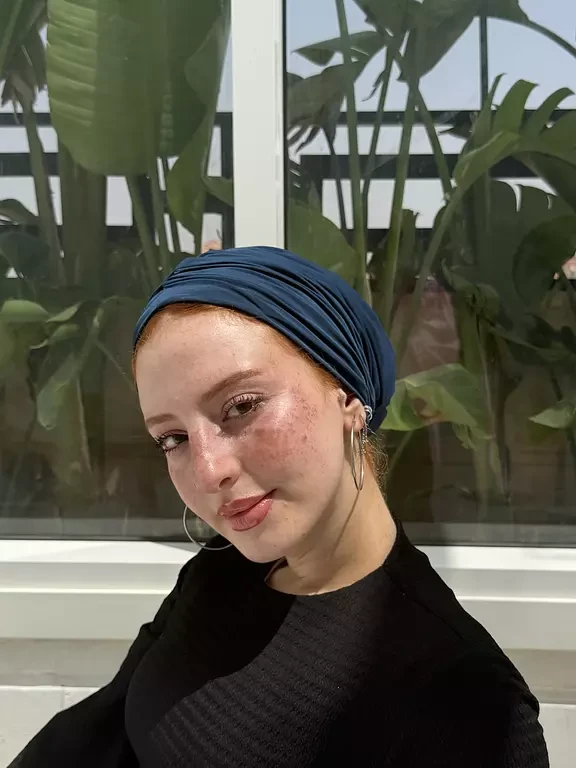 The navy blue turban