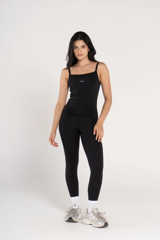 STRAP TOP