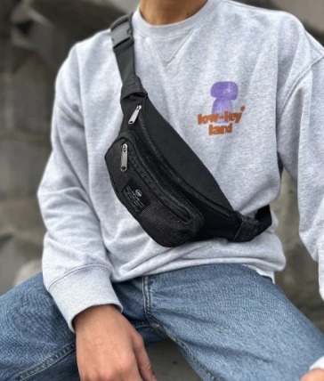 HIPPIE FANNY PACK BLACK