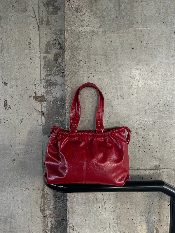 SCRUNCH LEATHER BAG Red